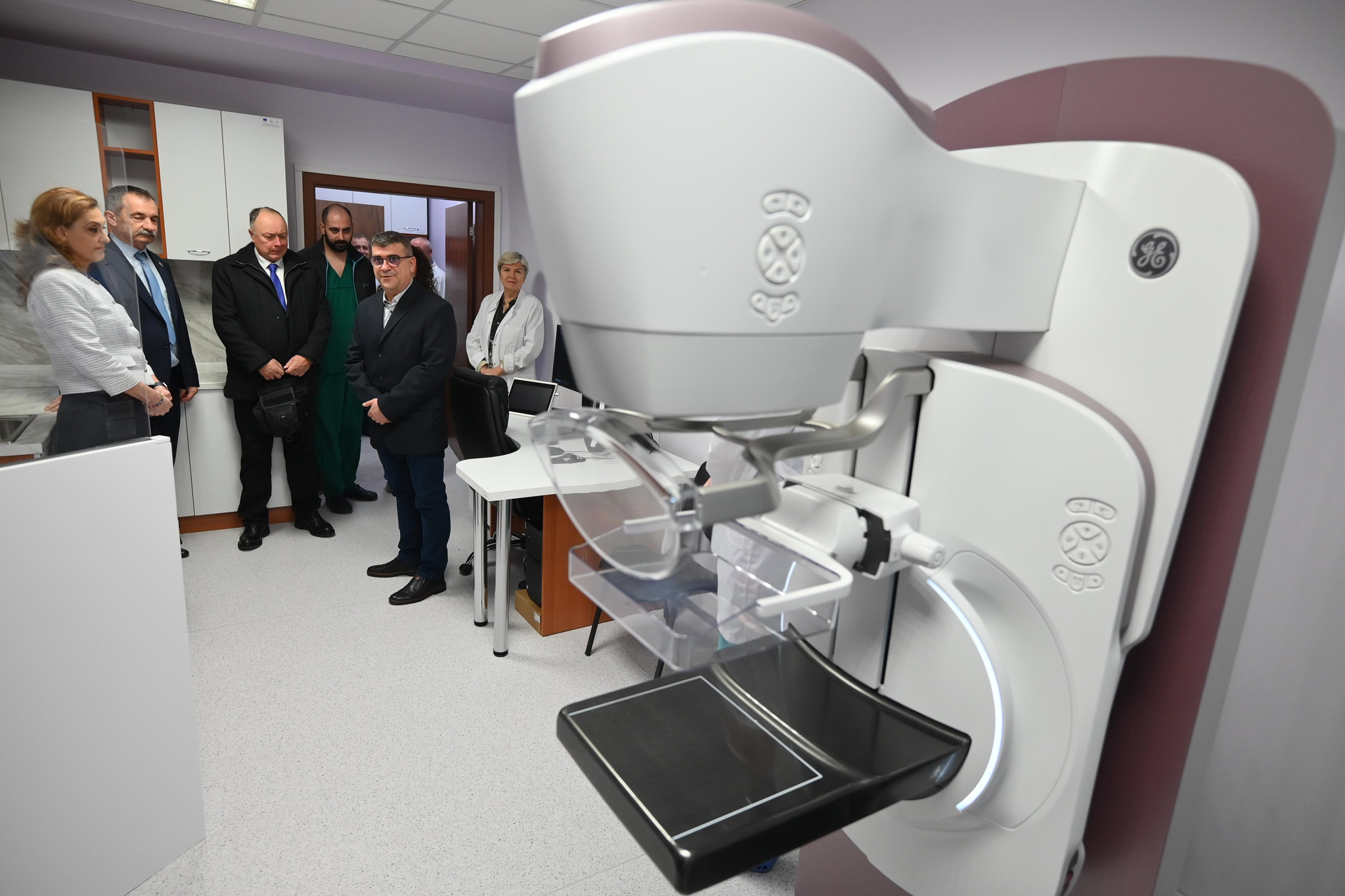  Медицински университет - Варна откри нова мамографска система за научни изследвания в областта на ранната диагностика на рака на гърдата